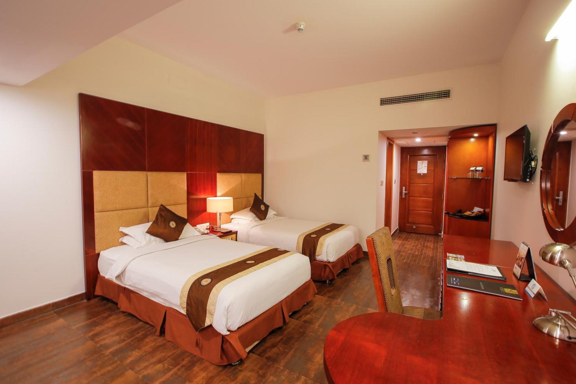 Long Beach Hotel Cox's Bazar Buitenkant foto