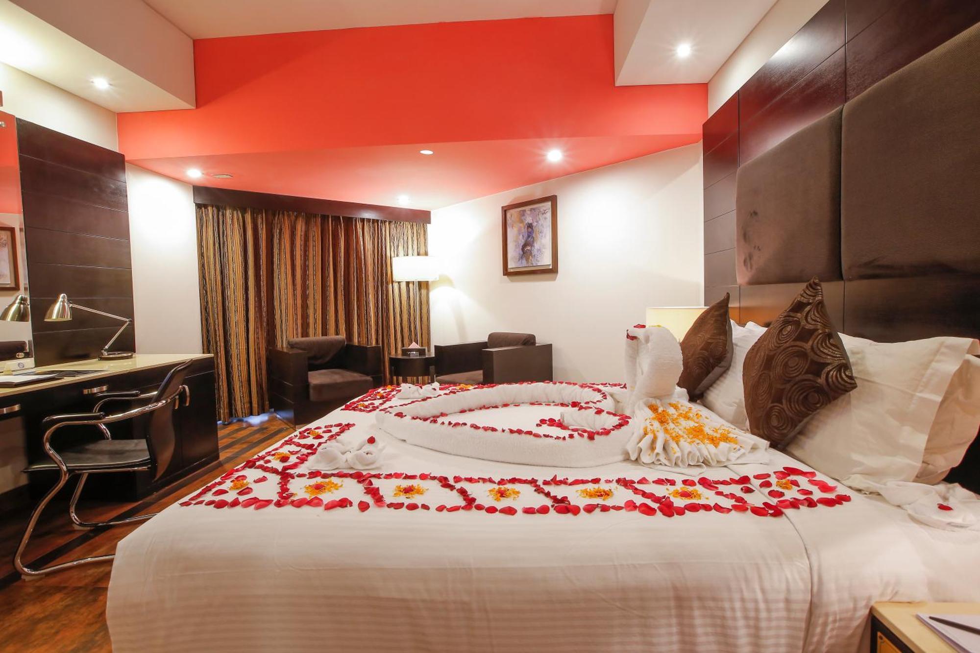 Long Beach Hotel Cox's Bazar Buitenkant foto